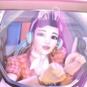 Meet your Posher, Carrie